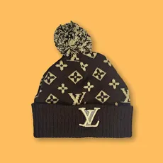 کلاه بافت پوم دار LV