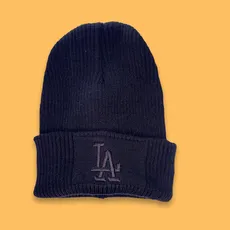 کلاه بافت گلدوزی Laگلدوزی مشکی