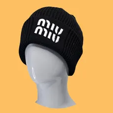 کلاه بافت گلدوزی miu miu مشکی