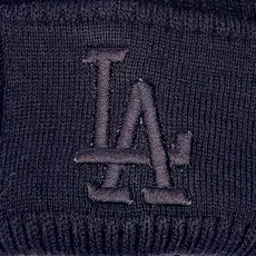 کلاه بافت گلدوزی Laگلدوزی مشکی