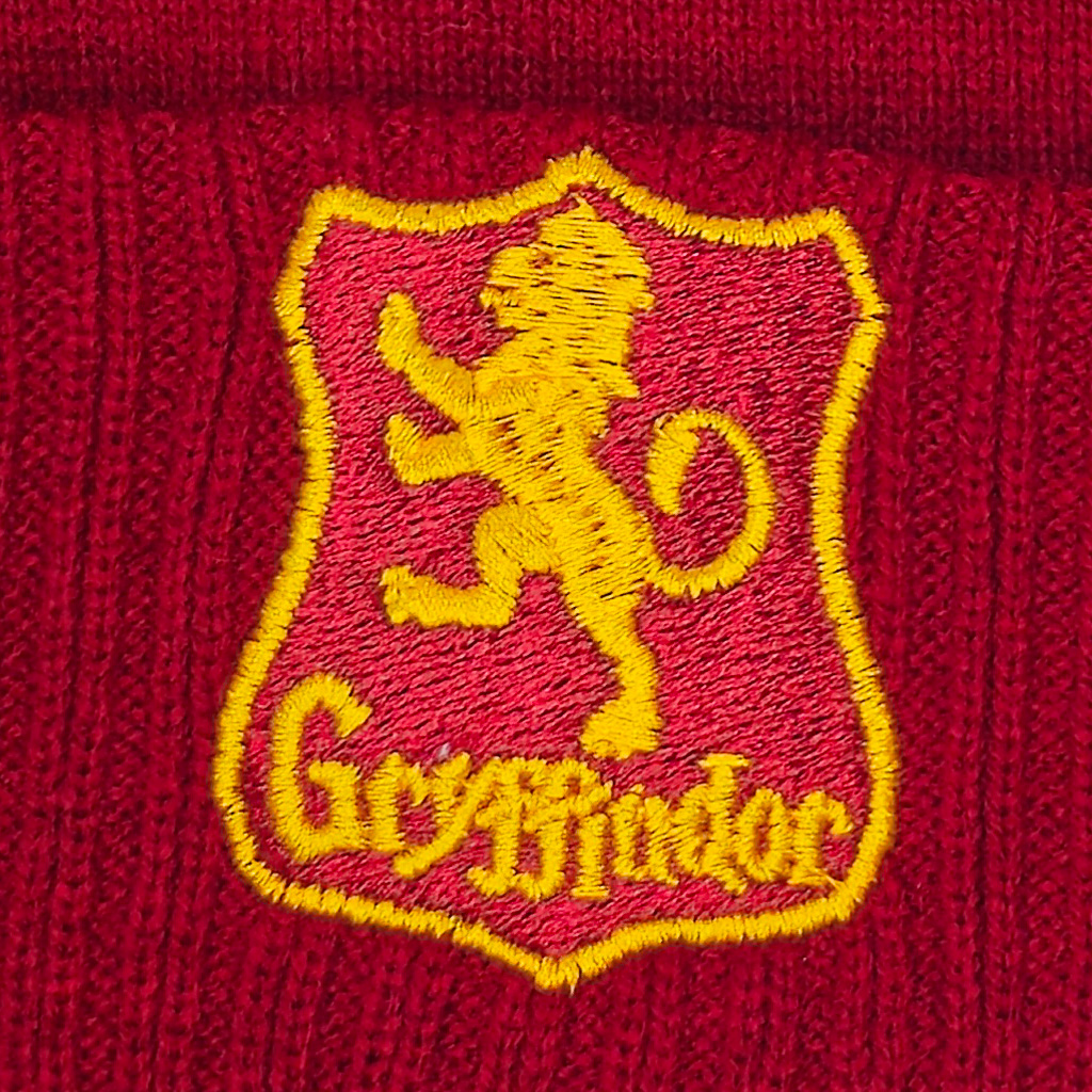 کلاه بافت پوم دار گریفیندور زرشکی