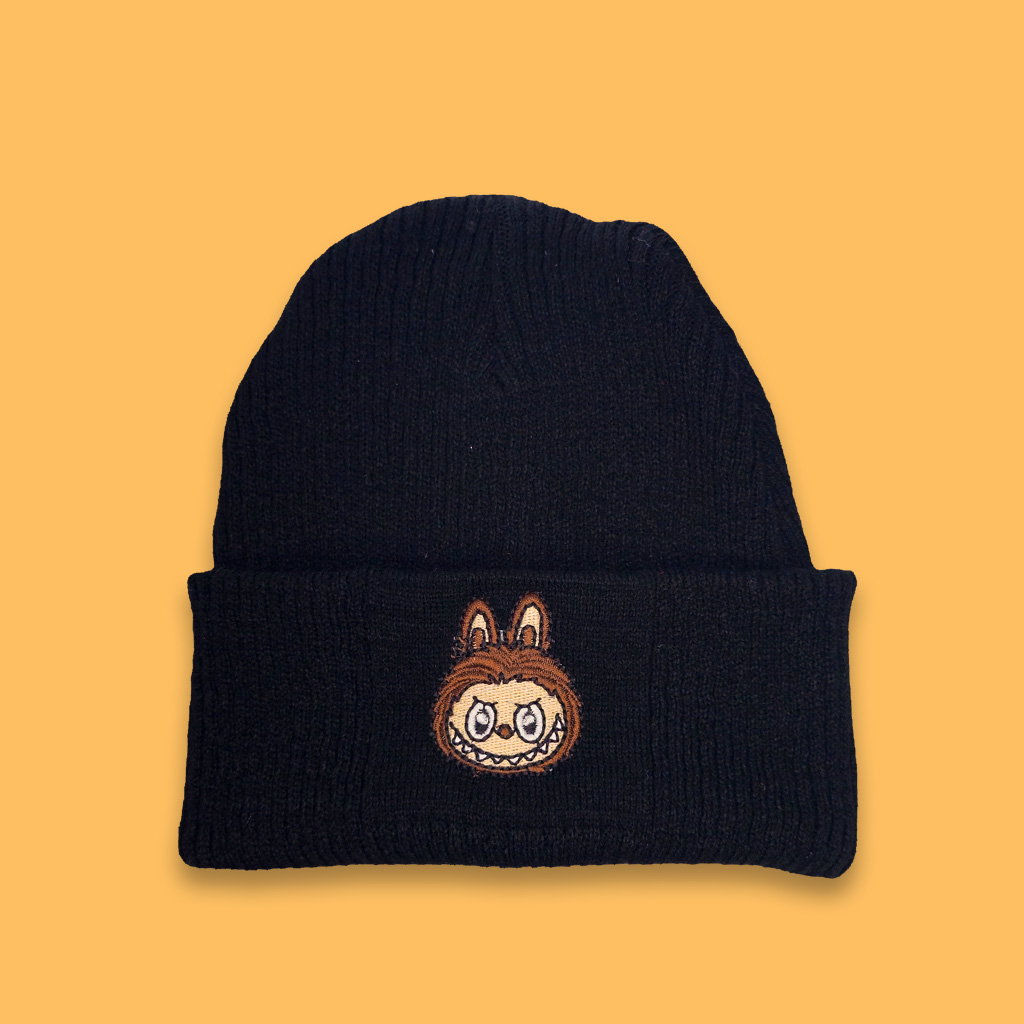 کلاه بافت گلدوزی لبوبو مشکی