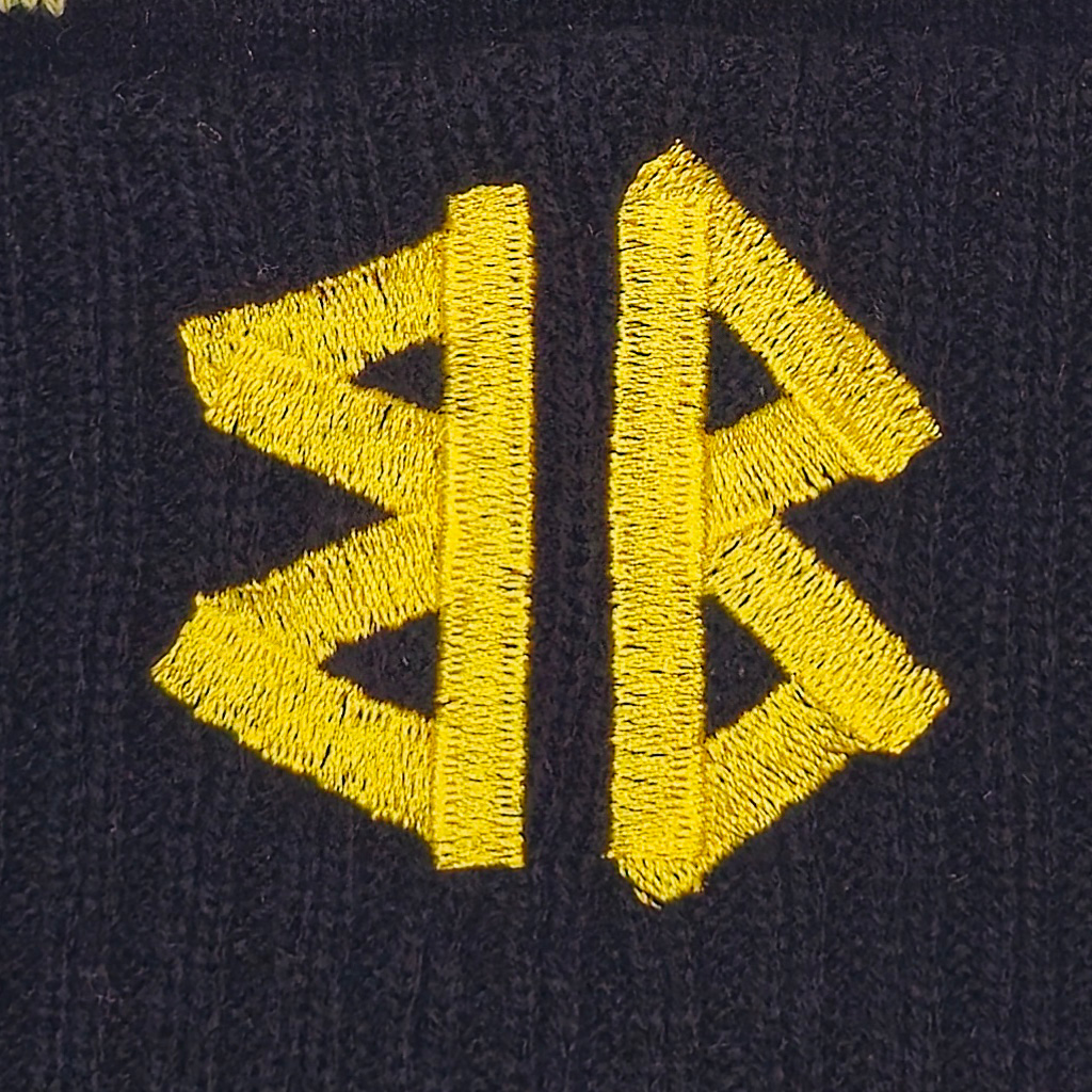 کلاه بافت پوم دار بالنسیاگاdb