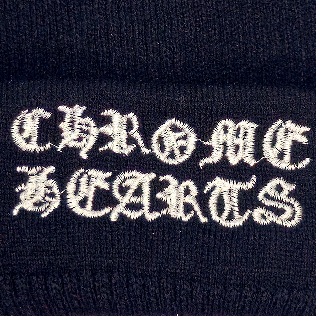 کلاه بافت گلدوزی کروم هارت تکست