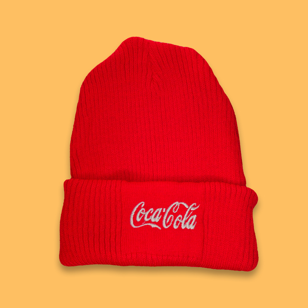 کلاه بافت گلدوزی کوکا قرمز