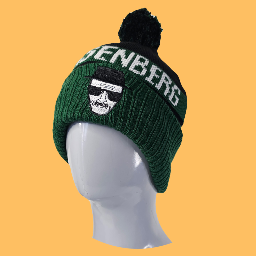 کلاه بافت پوم دار هایزنبرگ