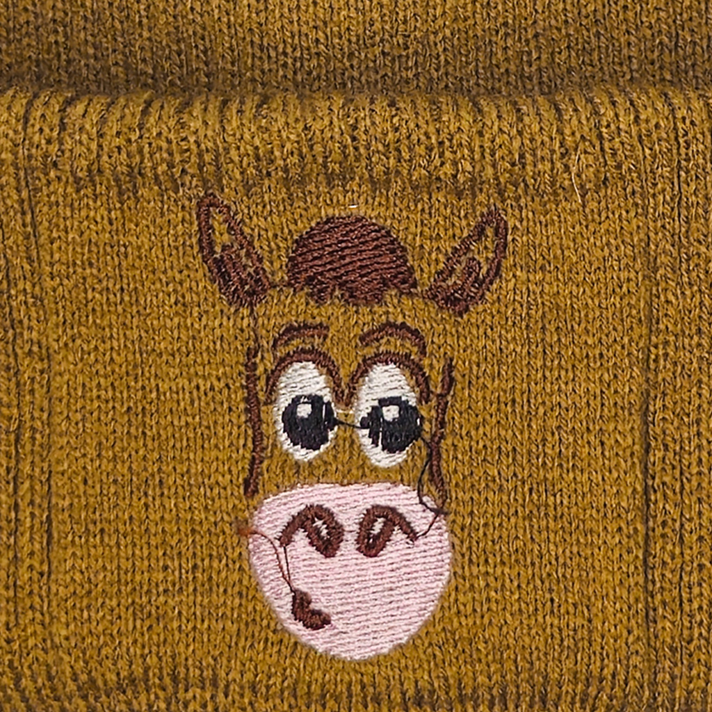 کلاه بافت گلدوزی خر توی استوری