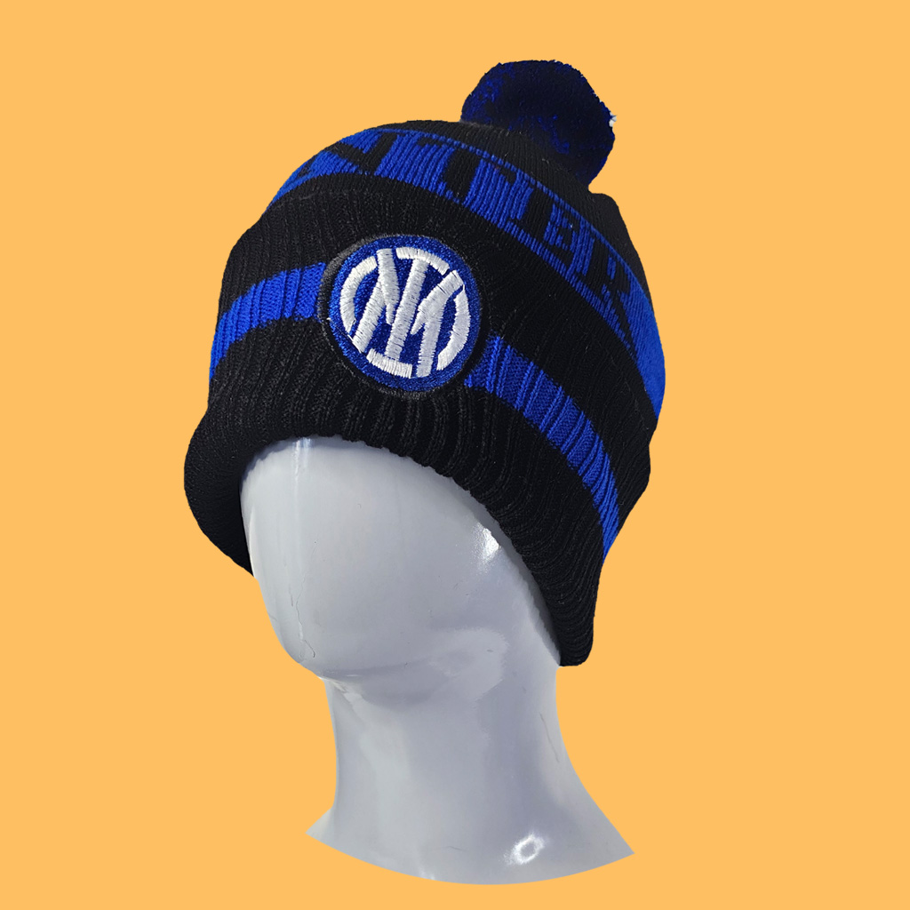 کلاه بافت پوم دار اینتر