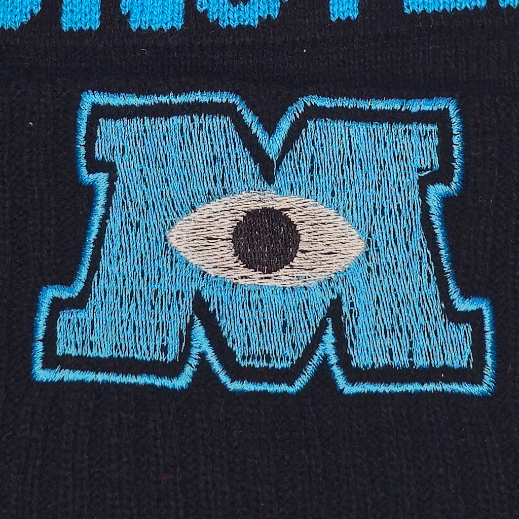 کلاه بافت پوم دار مانستر