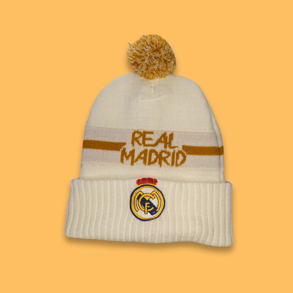کلاه بافت پوم دار  رئال مادرید