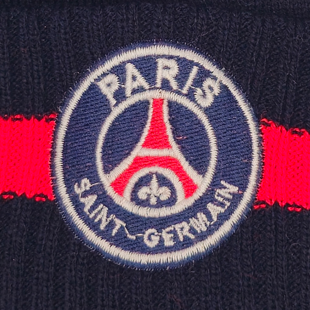 کلاه بافت پوم دار  پاریس