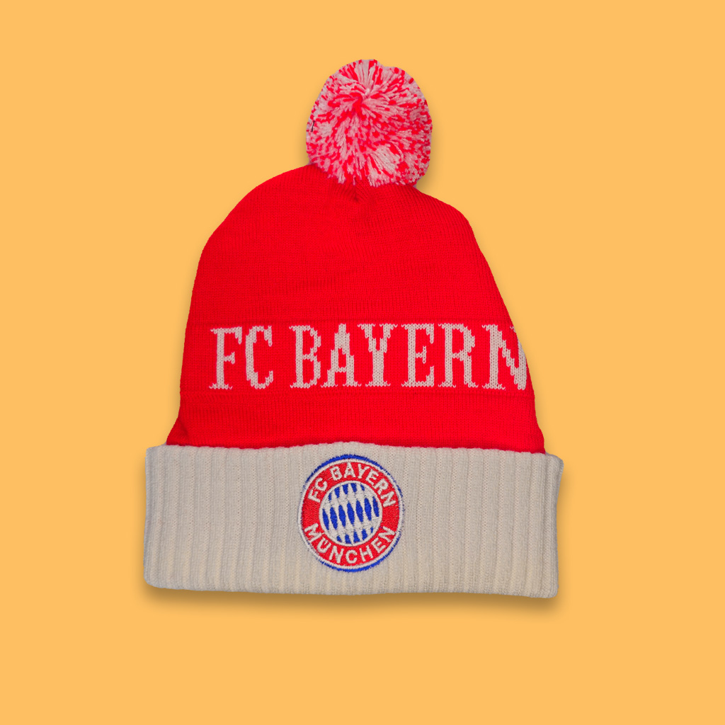 کلاه بافت پوم دار بایرن  