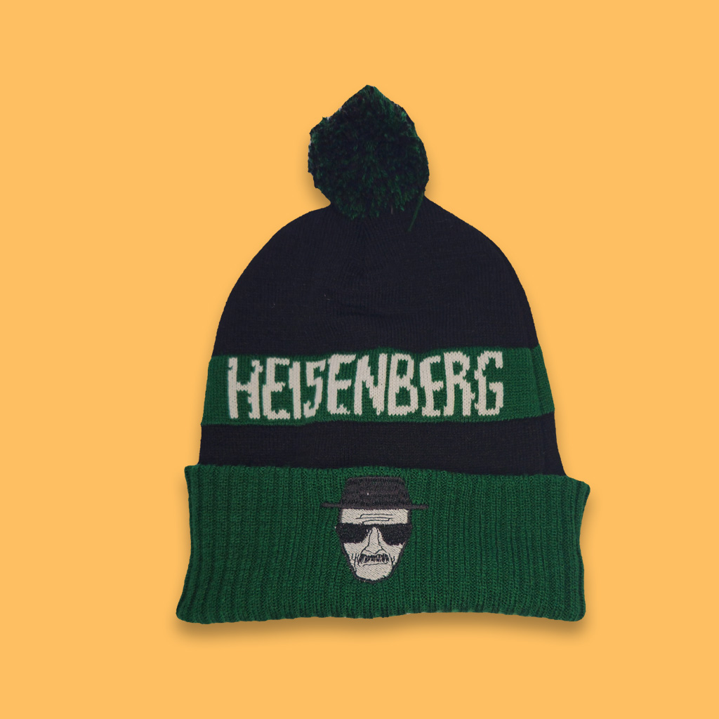 کلاه بافت پوم دار هایزنبرگ