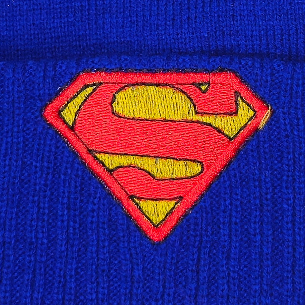 کلاه بافت پوم دار سوپرمن