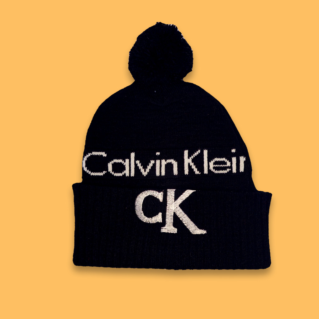 کلاه بافت پوم دار ck