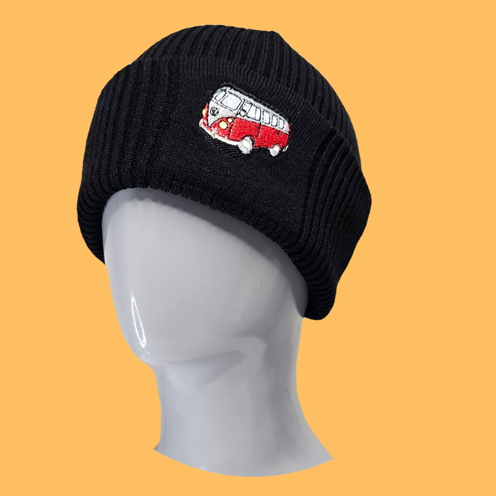 کلاه بافت گلدوزی  فولکس