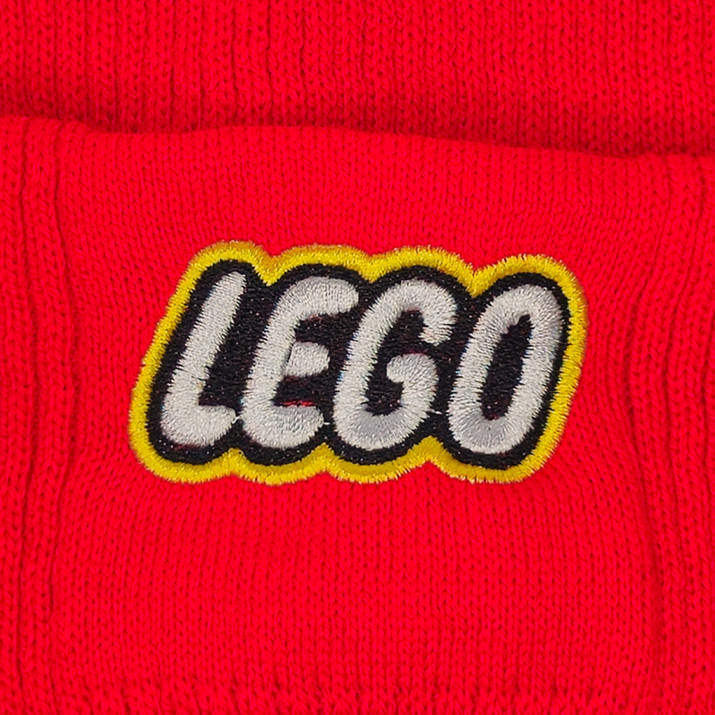 کلاه بافت گلدوزی لگو قرمز