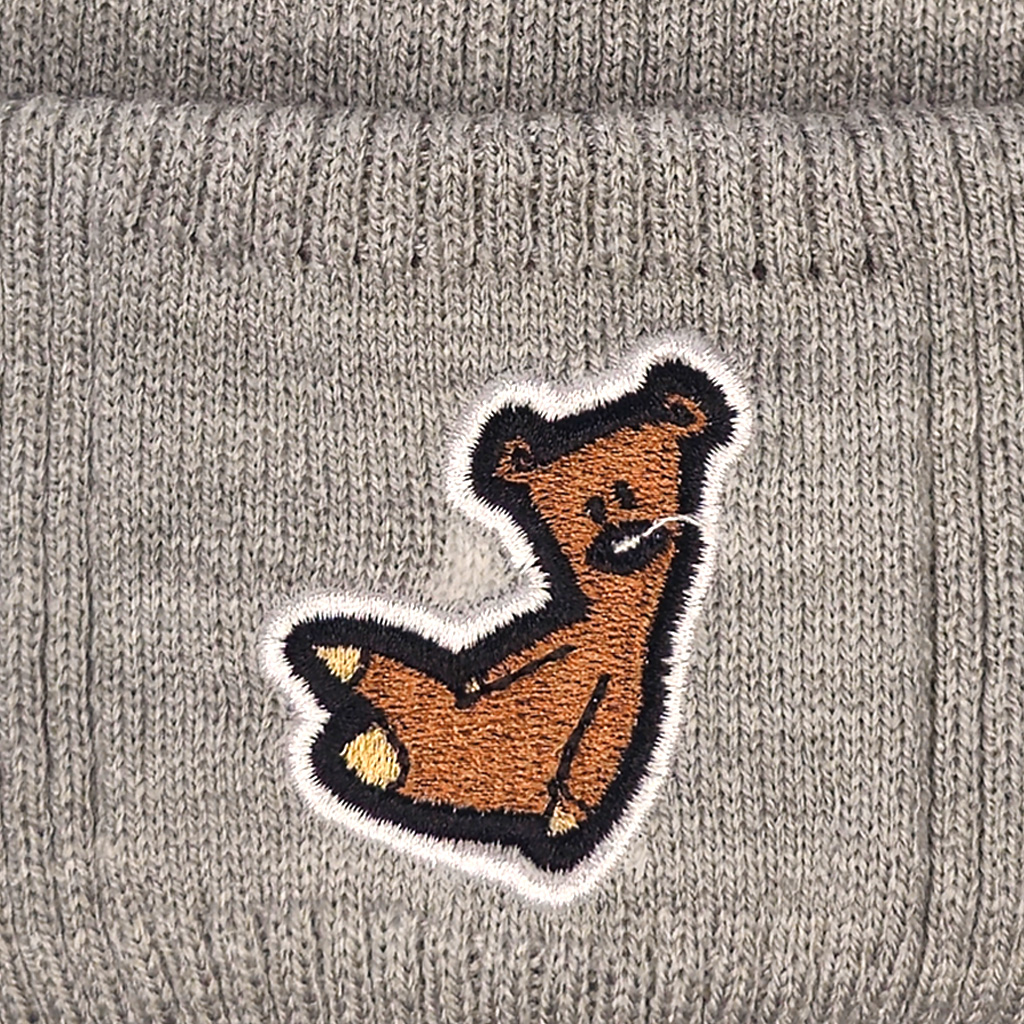 کلاه بافت گلدوزی عروسک مستربین