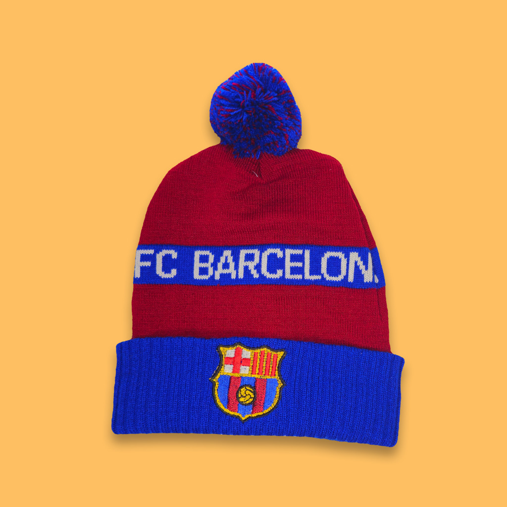 کلاه بافت پوم دار بارسلونا