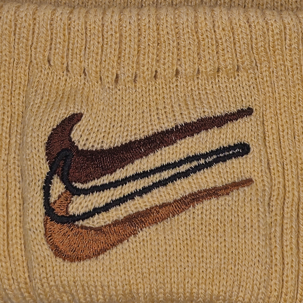 کلاه بافت گلدوزی سه نایک کرم   