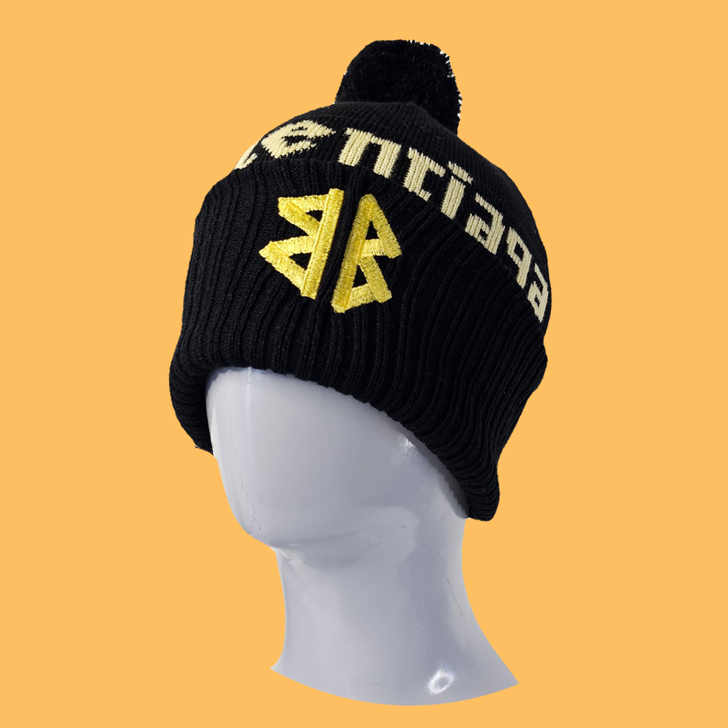 کلاه بافت پوم دار بالنسیاگاdb