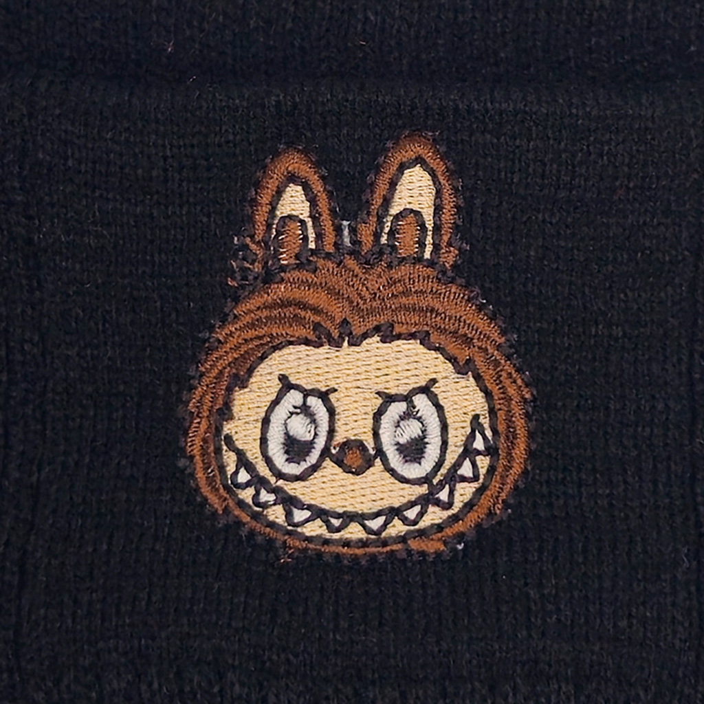 کلاه بافت گلدوزی لبوبو مشکی