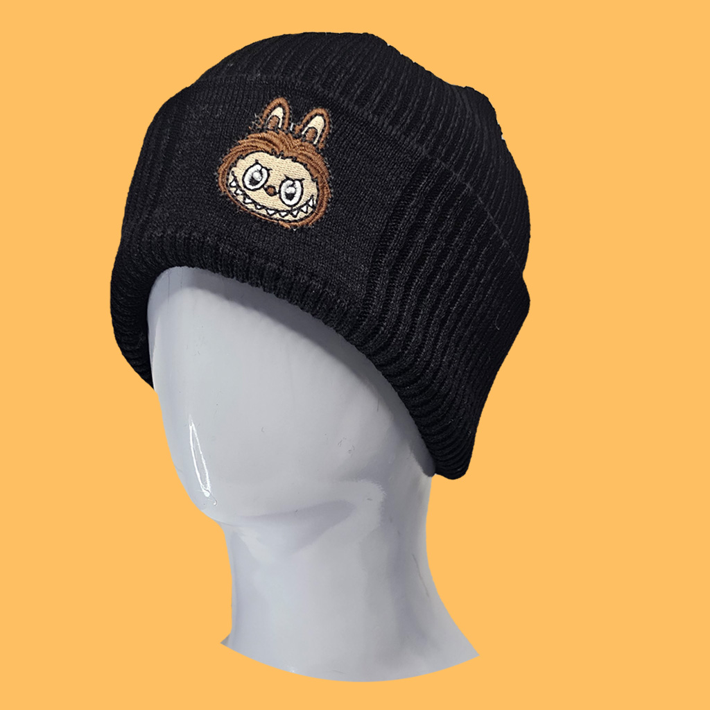 کلاه بافت گلدوزی لبوبو مشکی