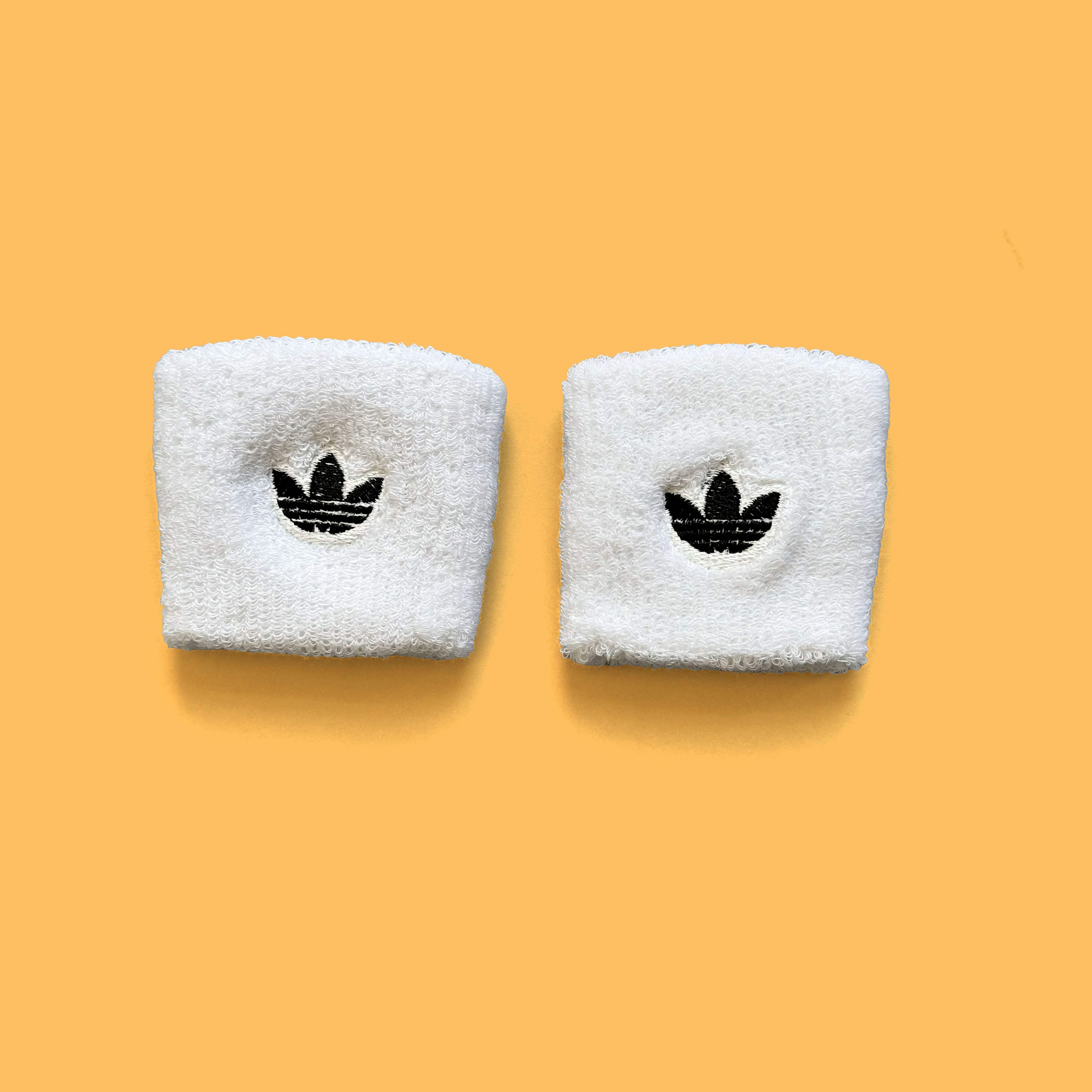 مچبند حوله ای آدیداس سفید