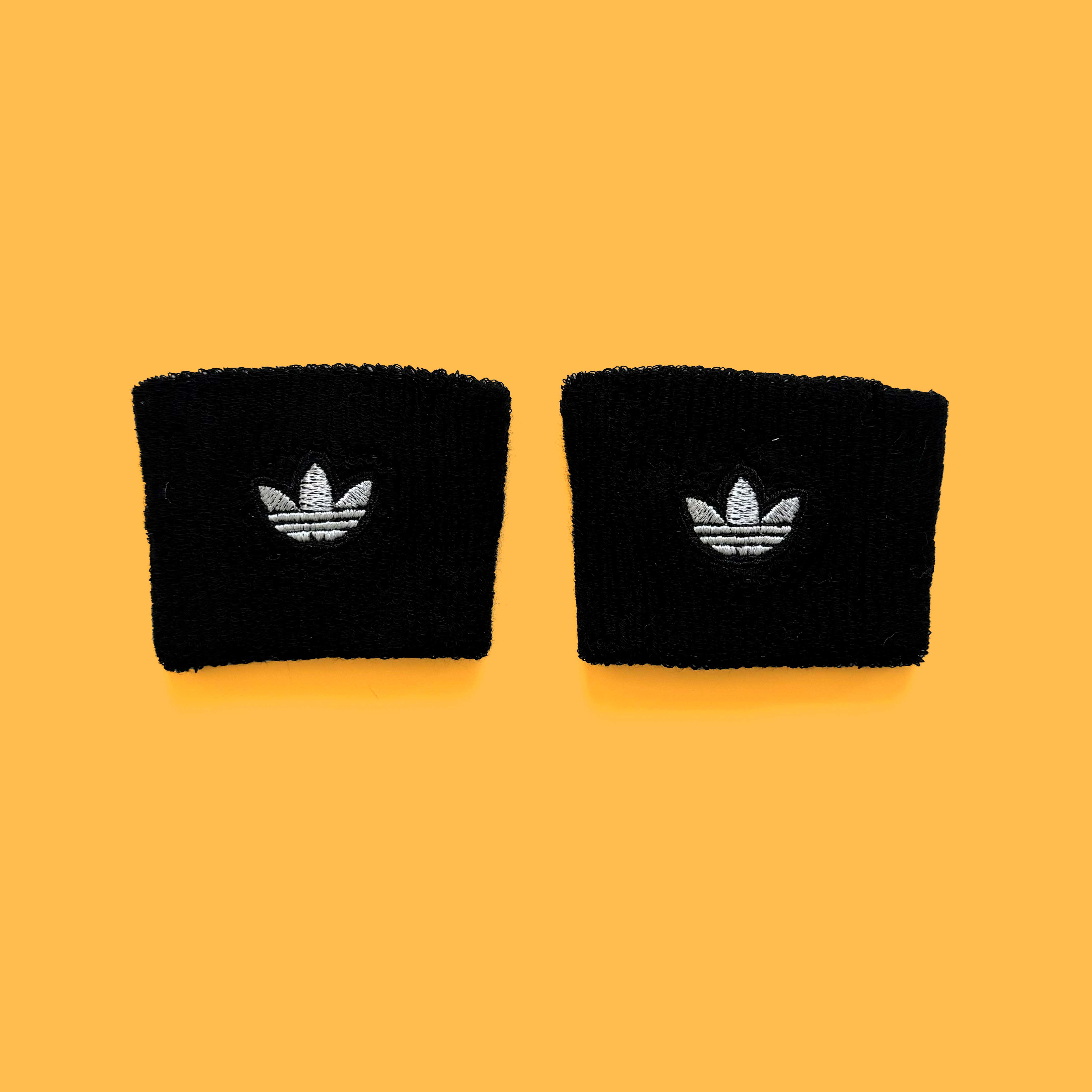 مچبند حوله ای آدیداس سفید